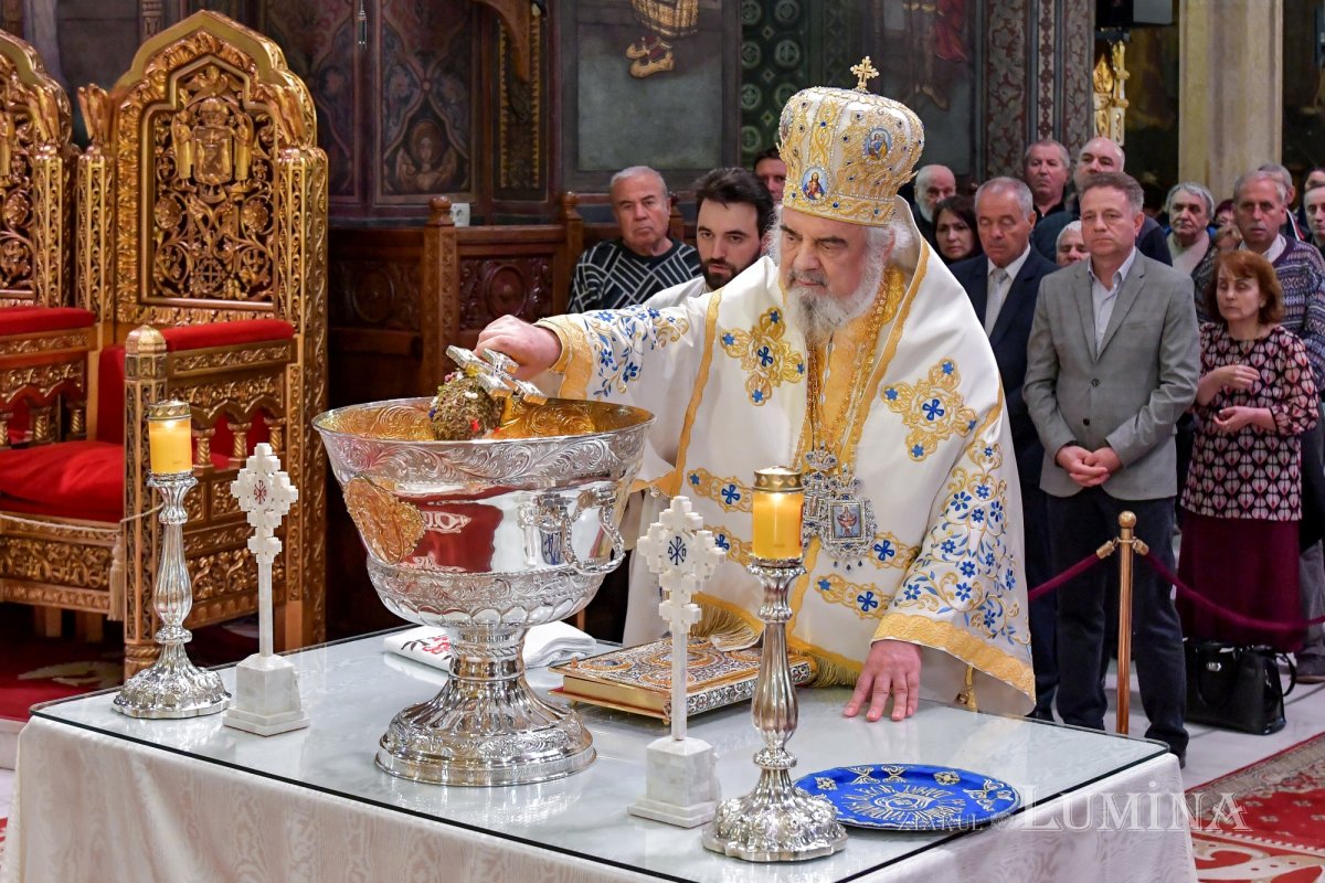 „Izvorul Tămăduirii ne aduce aminte că harul lui Dumnezeu este vindecător” 211860