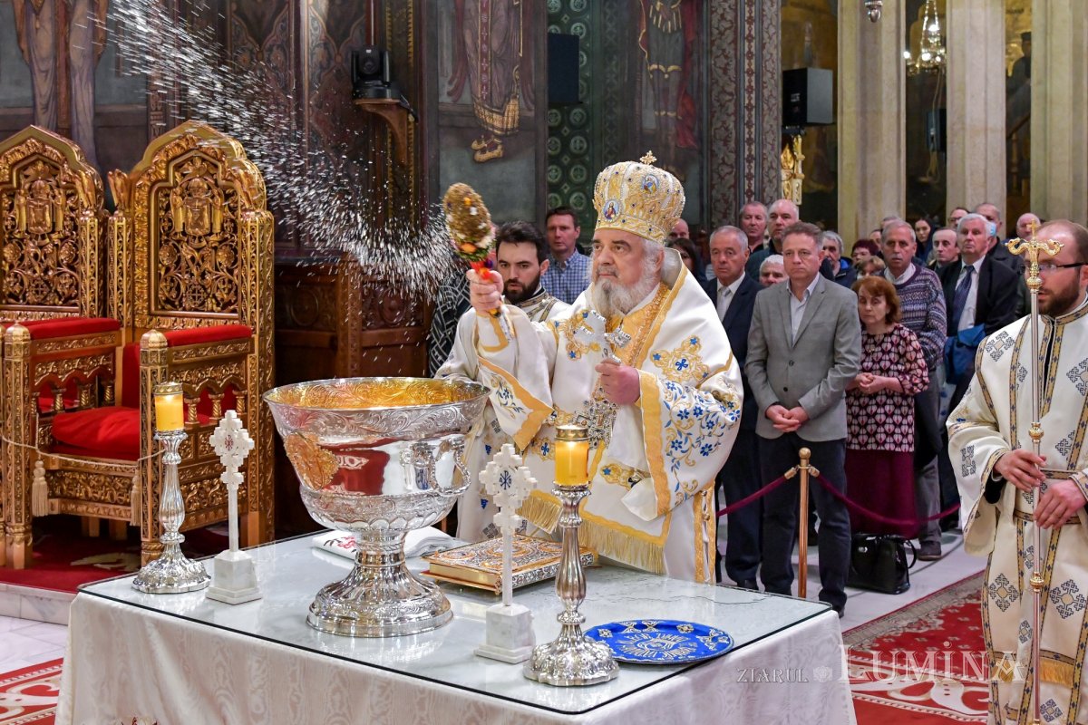 „Izvorul Tămăduirii ne aduce aminte că harul lui Dumnezeu este vindecător” 211861