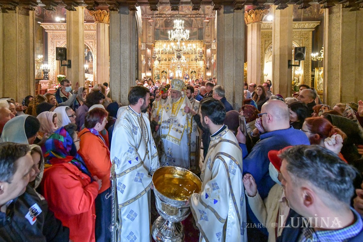 „Izvorul Tămăduirii ne aduce aminte că harul lui Dumnezeu este vindecător” 211865