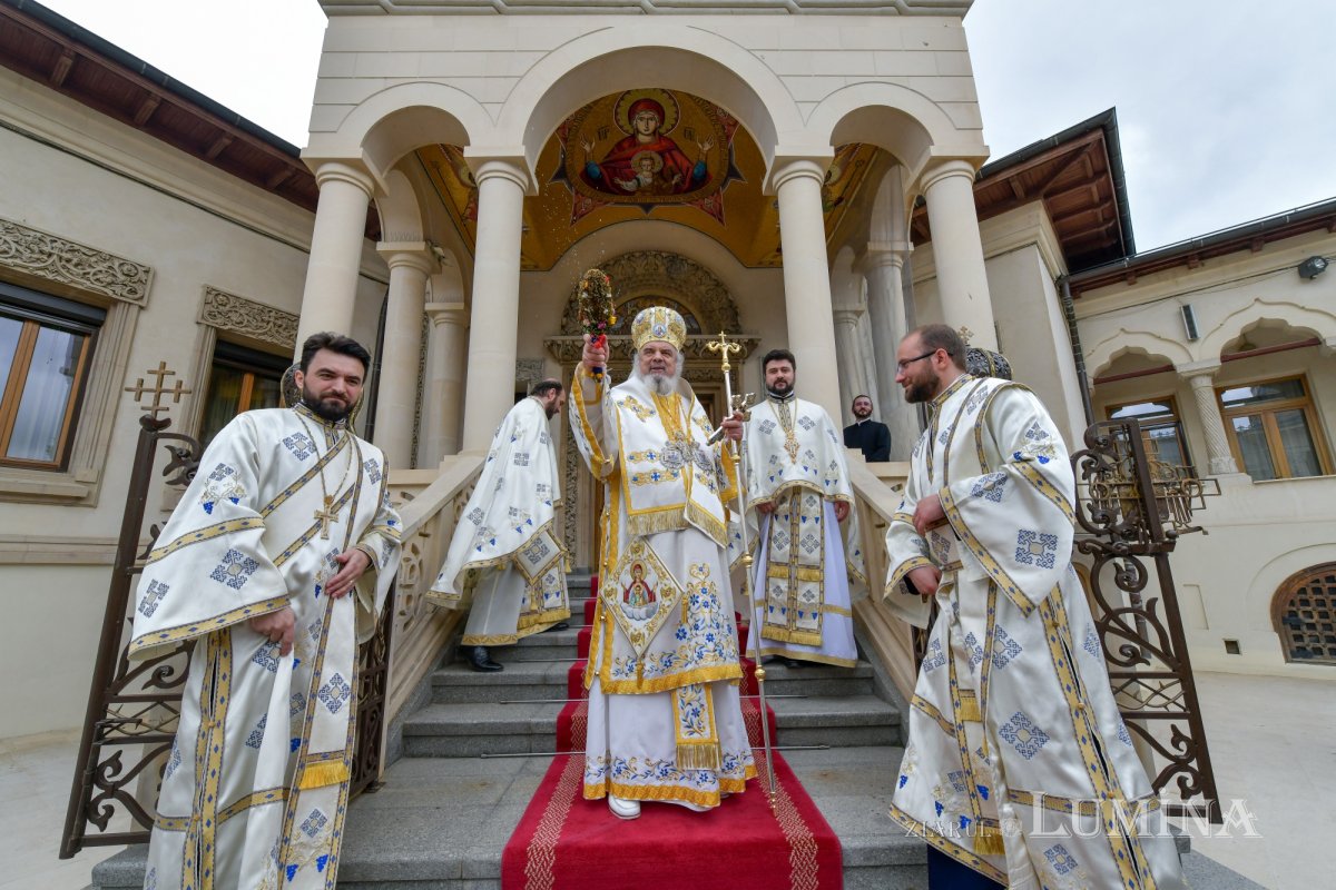 „Izvorul Tămăduirii ne aduce aminte că harul lui Dumnezeu este vindecător” 211878