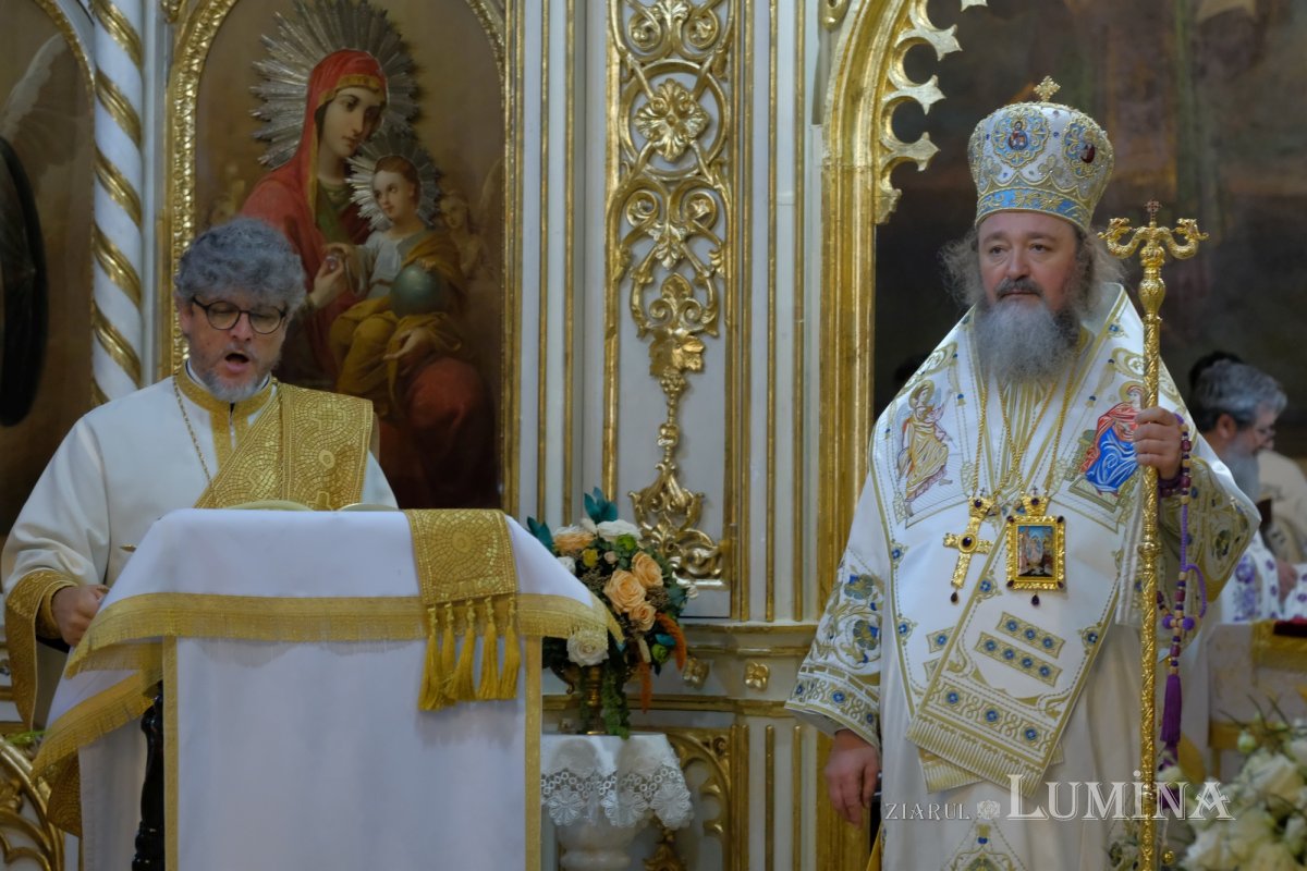 Pelerinaj la izvorul vindecător al mănăstirii prahovene Ghighiu 211794