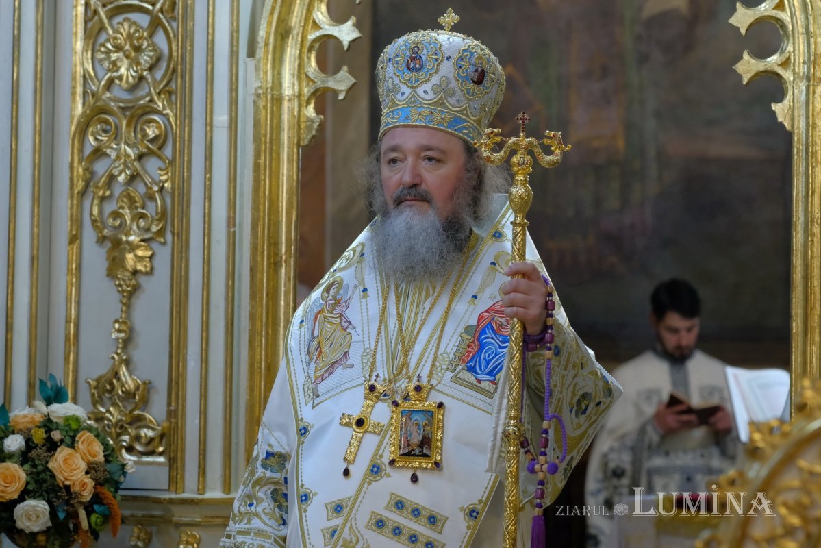 Pelerinaj la izvorul vindecător al mănăstirii prahovene Ghighiu 211795