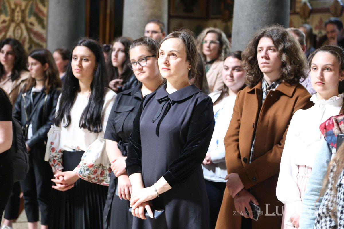 Premii pentru liceeni la Olimpiada naţională de religie de la Sibiu 212038