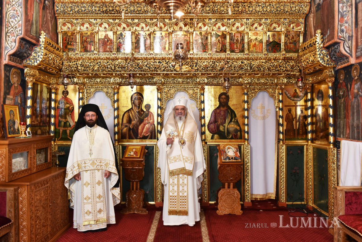 „Credința este o relație vie cu Dumnezeu în Care credem” 212063