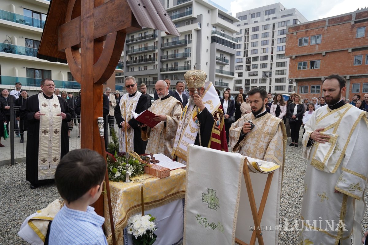 Piatră de temelie pentru o nouă biserică în Şelimbăr, judeţul Sibiu 212153