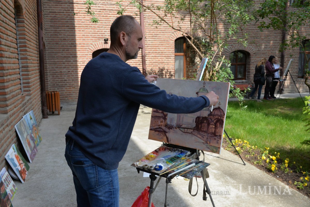Artiști plastici din România și Republica Moldova la Mănăstirea Plumbuita 212530
