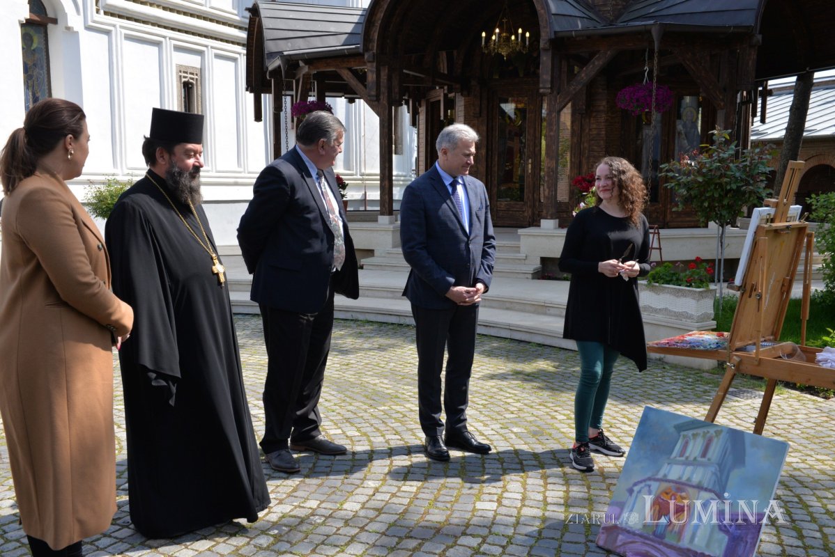 Artiști plastici din România și Republica Moldova la Mănăstirea Plumbuita 212544