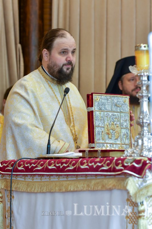 Evlavie și fidelitate față de Noul Mucenic Efrem în Capitală 212458