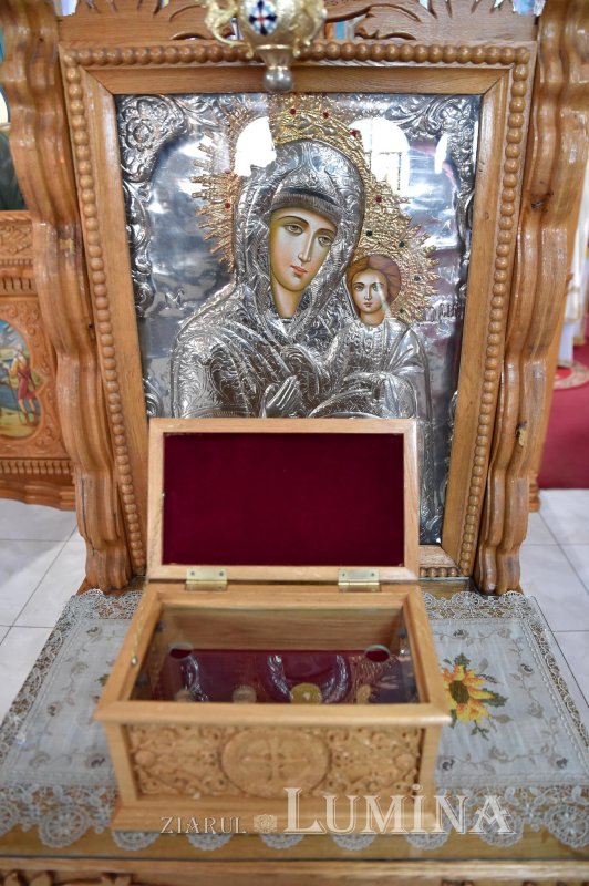 Hirotonie întru preot la Parohia Parc Rahova 1 din Capitală 212496