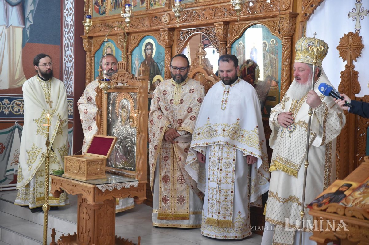 Hirotonie întru preot la Parohia Parc Rahova 1 din Capitală 212514