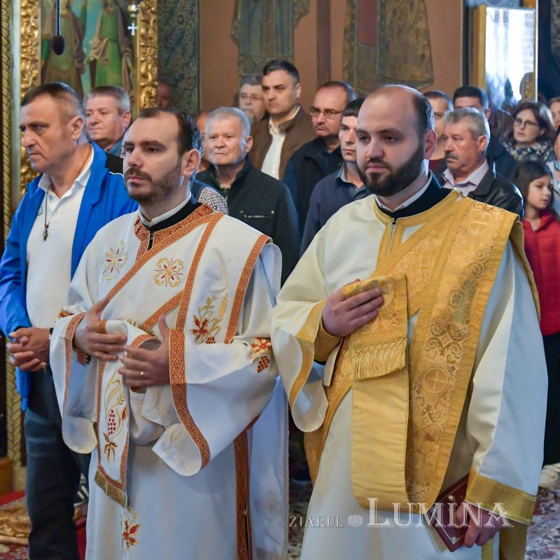 „Femeile mironosițe, dascăli ai evlaviei creștine” 212893