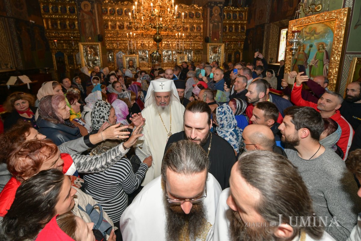 „Femeile mironosițe, dascăli ai evlaviei creștine” 212911