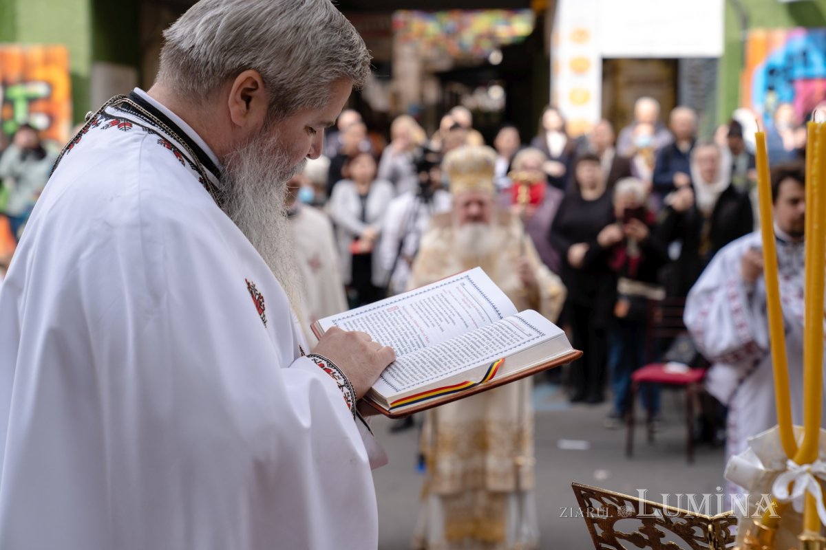 Sărbătoare la Biserica „Sfântul Nicolae”-Dintr-o zi din Bucureşti 213098