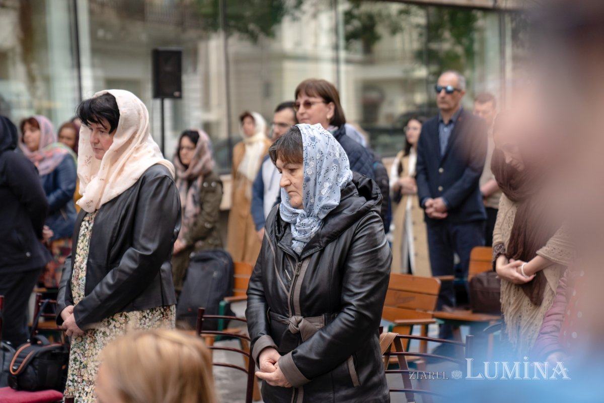 Sărbătoare la Biserica „Sfântul Nicolae”-Dintr-o zi din Bucureşti 213121