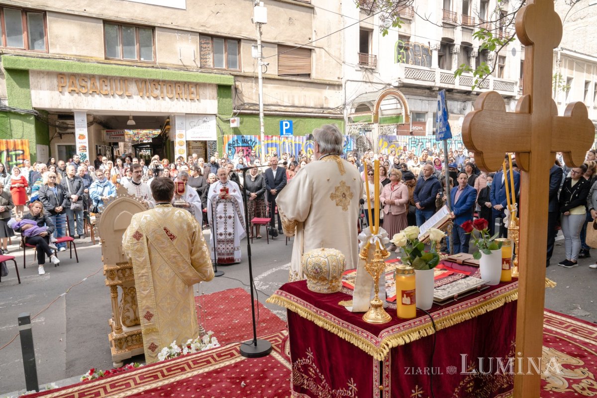 Sărbătoare la Biserica „Sfântul Nicolae”-Dintr-o zi din Bucureşti 213134