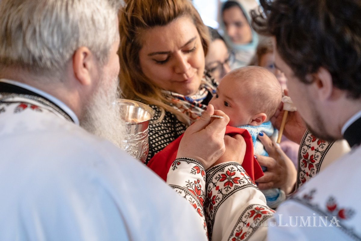 Sărbătoare la Biserica „Sfântul Nicolae”-Dintr-o zi din Bucureşti 213146