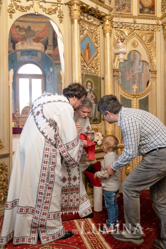 Sărbătoare la Biserica „Sfântul Nicolae”-Dintr-o zi din Bucureşti 213149