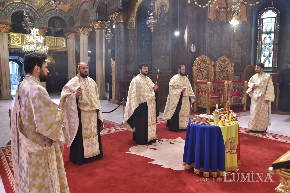 Regii României au fost pomeniți la Catedrala Patriarhală 213351
