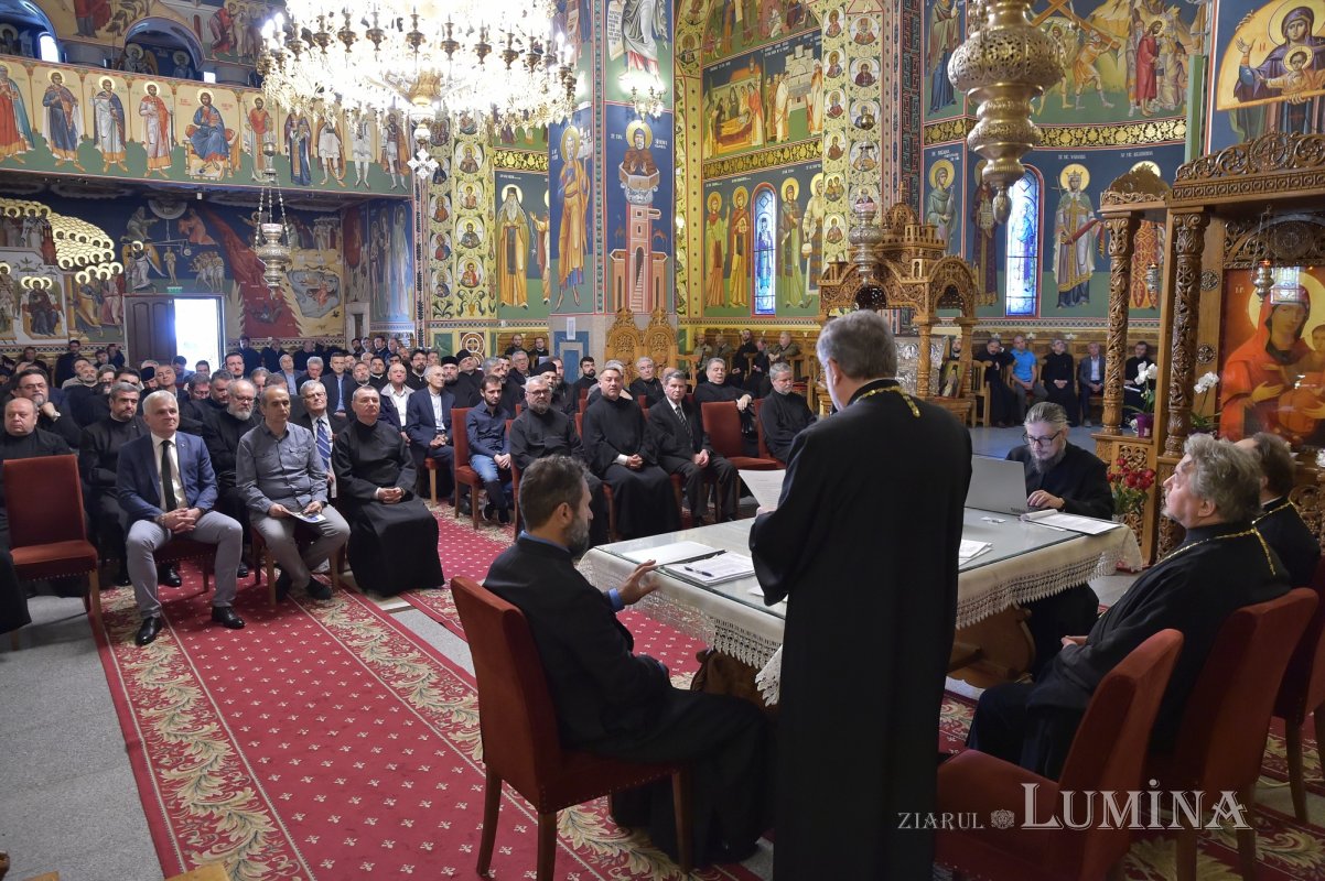 Alegerea noii Adunări eparhiale a Arhiepiscopiei Bucureștilor 213638