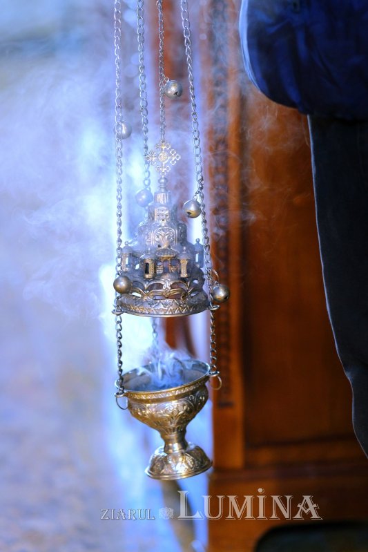 Fotografii artistice ale Publicațiilor Lumina 213679