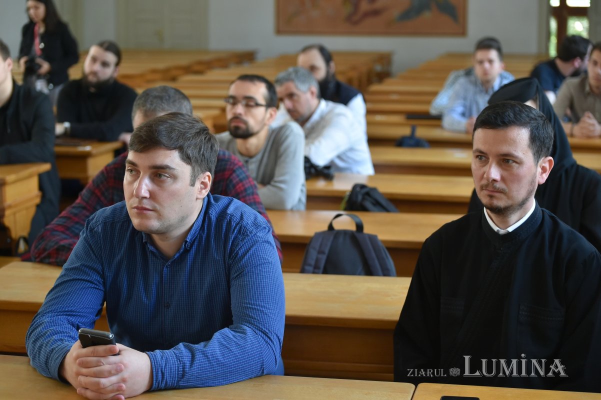 Lansare de carte la Facultatea de Teologie Ortodoxă din Bucureşti 214132