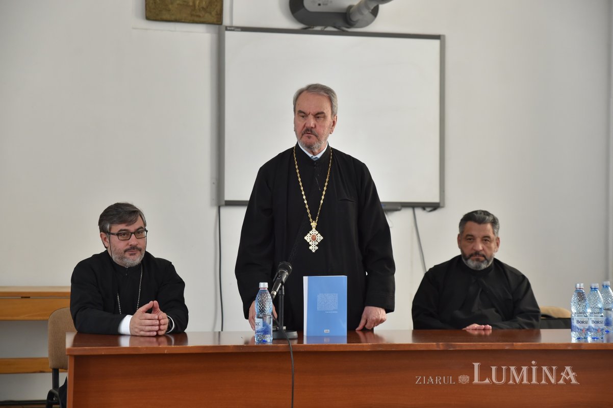 Lansare de carte la Facultatea de Teologie Ortodoxă din Bucureşti 214135