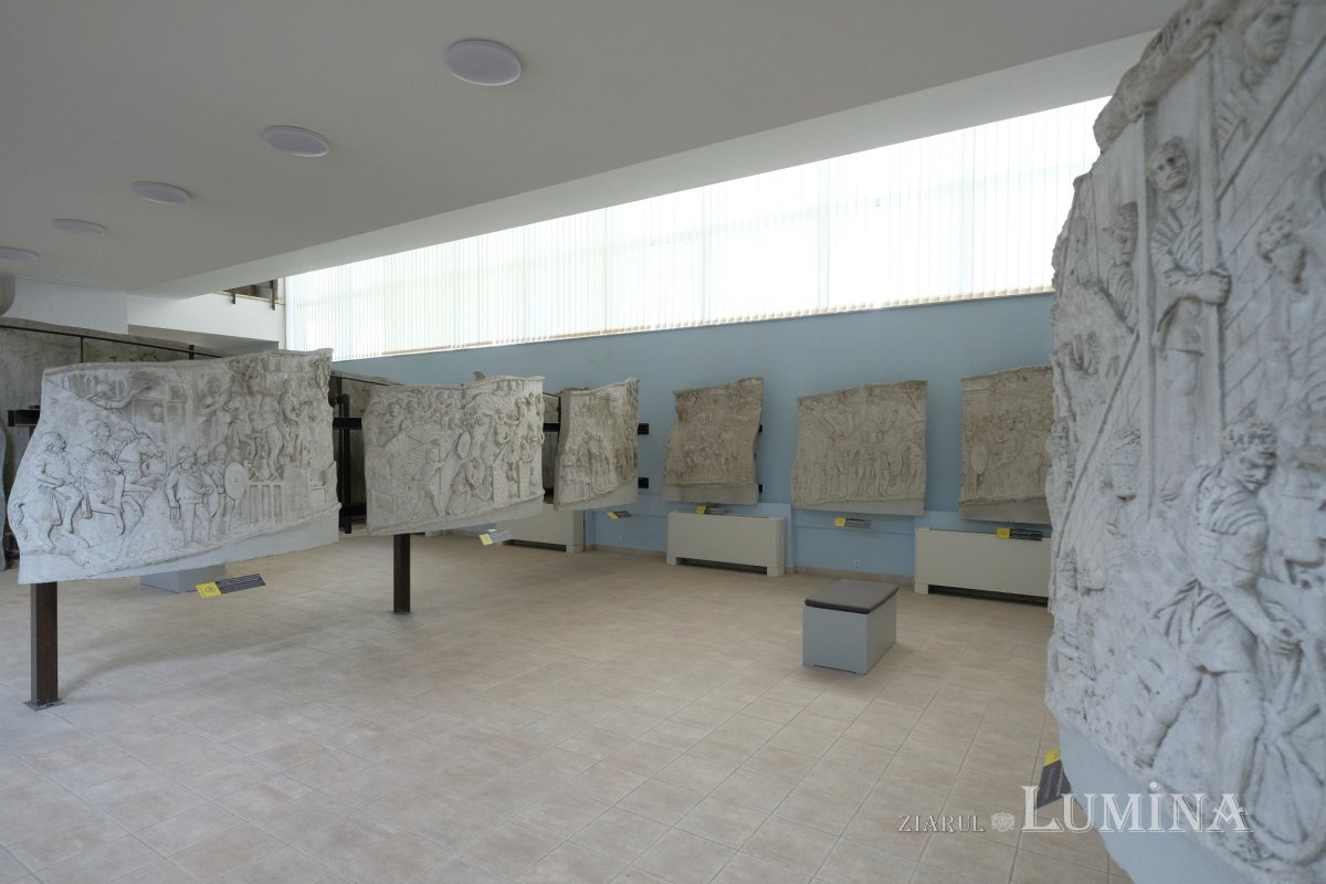 Istoria la ea acasă 214160