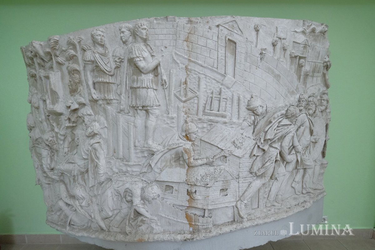 Istoria la ea acasă 214165