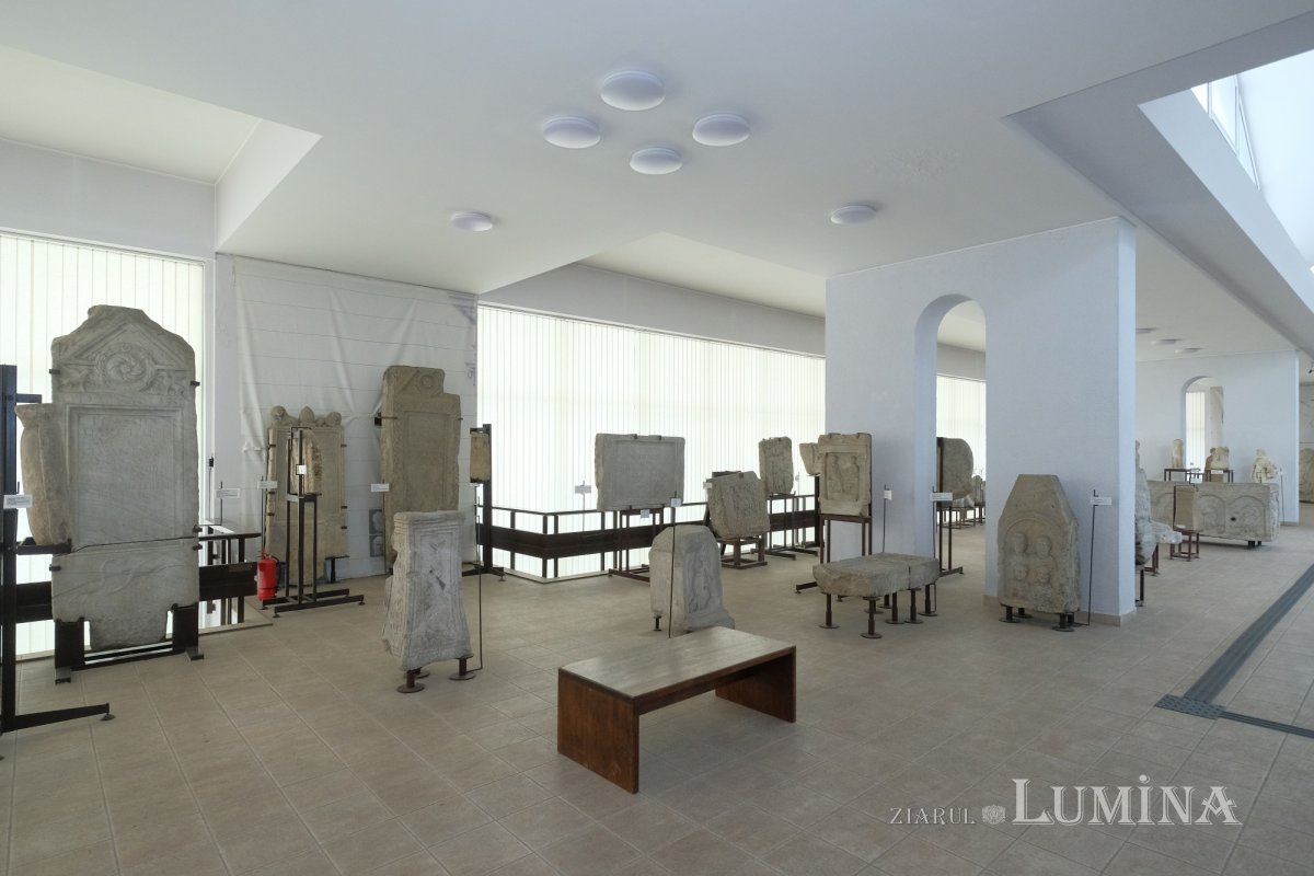 Istoria la ea acasă 214176