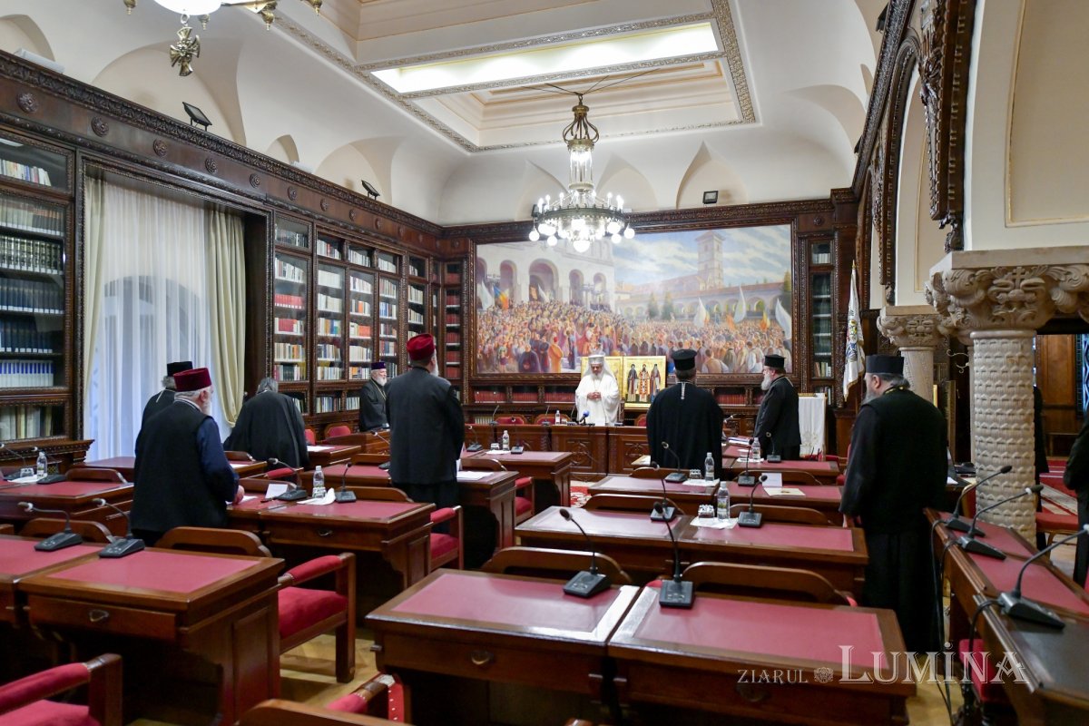 Ședință de lucru a Sinodului Mitropoliei Munteniei și Dobrogei 214433