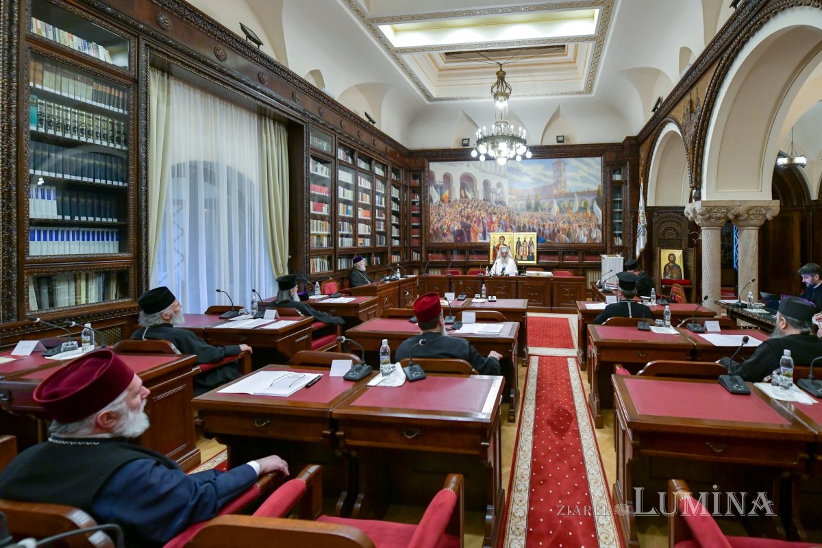 Ședință de lucru a Sinodului Mitropoliei Munteniei și Dobrogei 214435