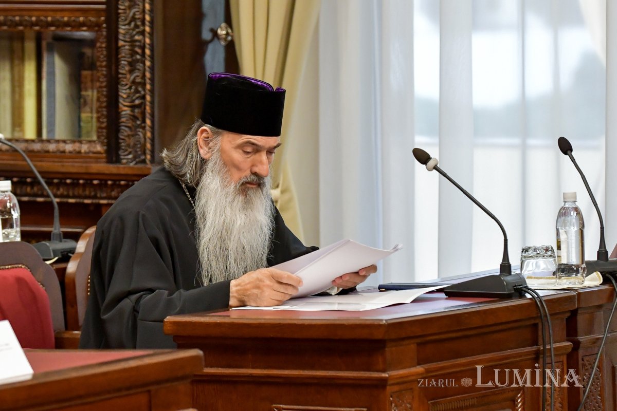 Ședință de lucru a Sinodului Mitropoliei Munteniei și Dobrogei 214439