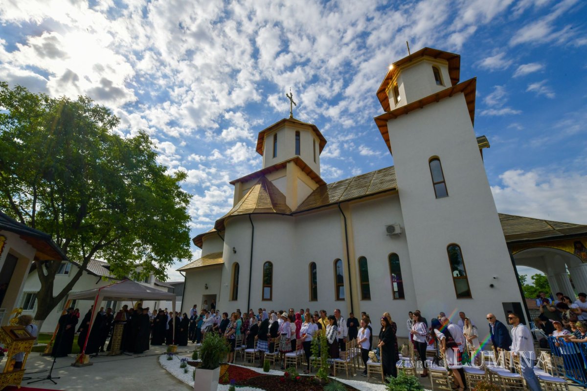 Binecuvântarea lucrărilor la biserica parohiei prahovene Pleașa 214859