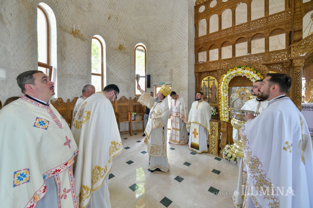 Binecuvântarea lucrărilor la biserica parohiei prahovene Pleașa 214862