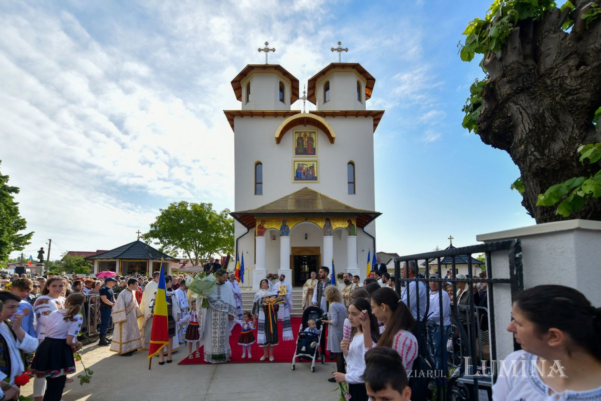 Binecuvântarea lucrărilor la biserica parohiei prahovene Pleașa 214875