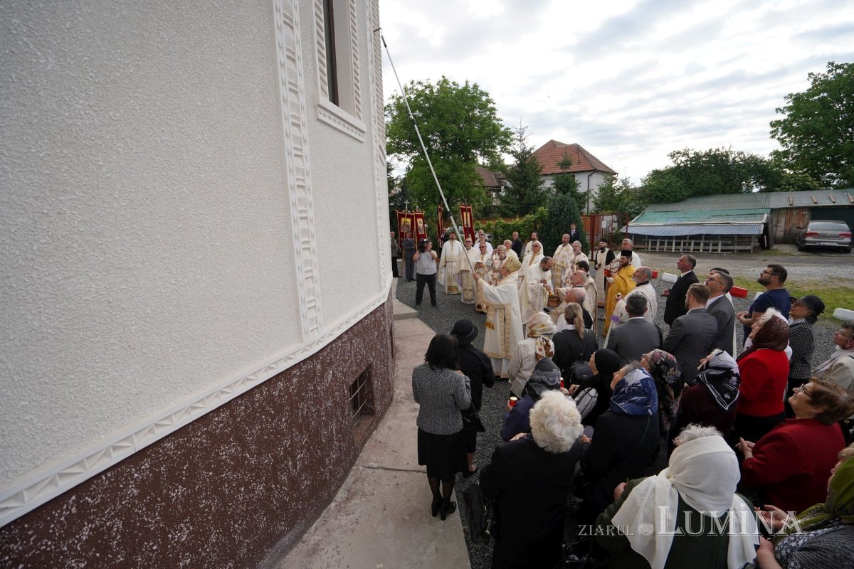 Biserica „Învierea Domnului” din Sibiu a fost târnosită 214910