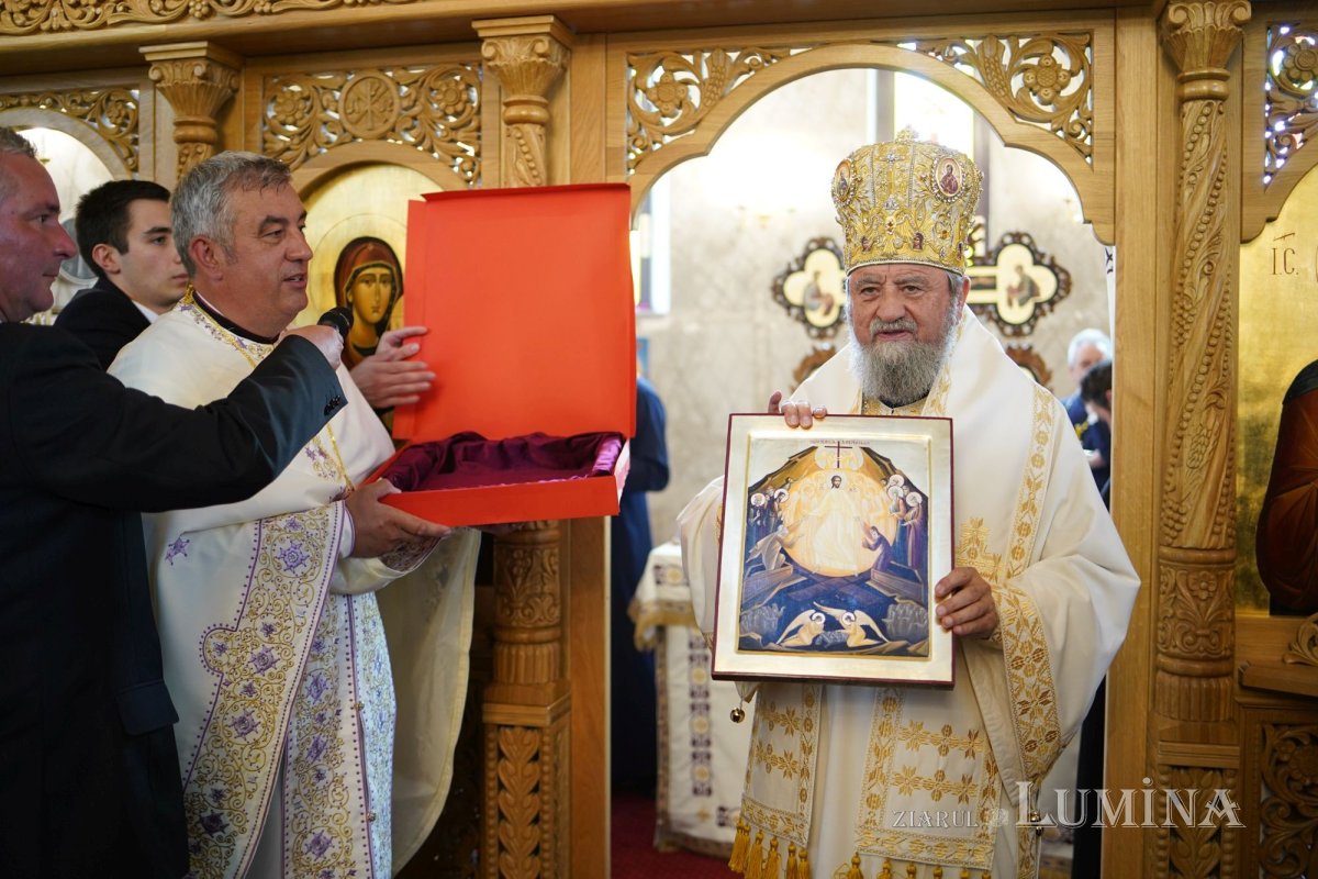 Biserica „Învierea Domnului” din Sibiu a fost târnosită 214914