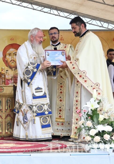 Resfinţire şi binecuvântare la Badon, Episcopia Sălajului 214926
