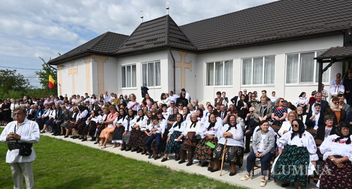 Resfinţire şi binecuvântare la Badon, Episcopia Sălajului 214929