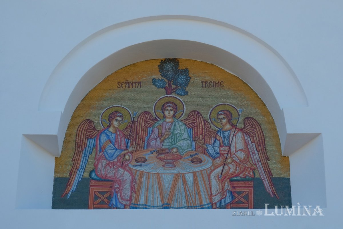 La Bucov, rugăciunea armonizează și unește comunitatea 215180