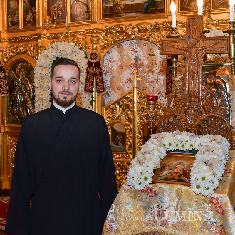 Hirotonie întru diacon la Parohia Militari 1 din București 215397