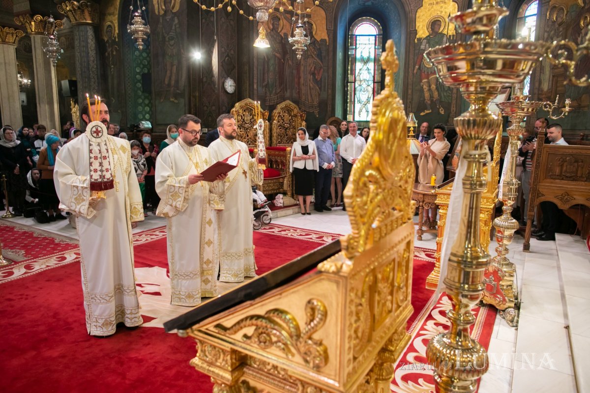 Consilier patriarhal de la Cancelaria Sfântului Sinod, hirotonit întru preot 215542