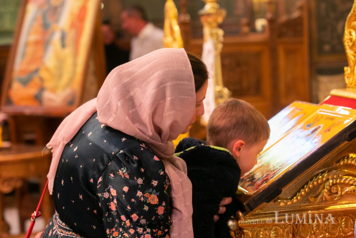 Consilier patriarhal de la Cancelaria Sfântului Sinod, hirotonit întru preot 215557