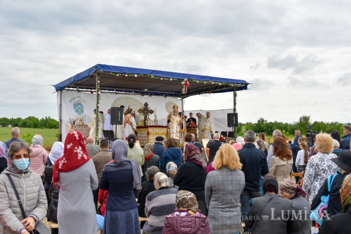 Înnoire și binecuvântare în parohia ilfoveană Balotești 215495