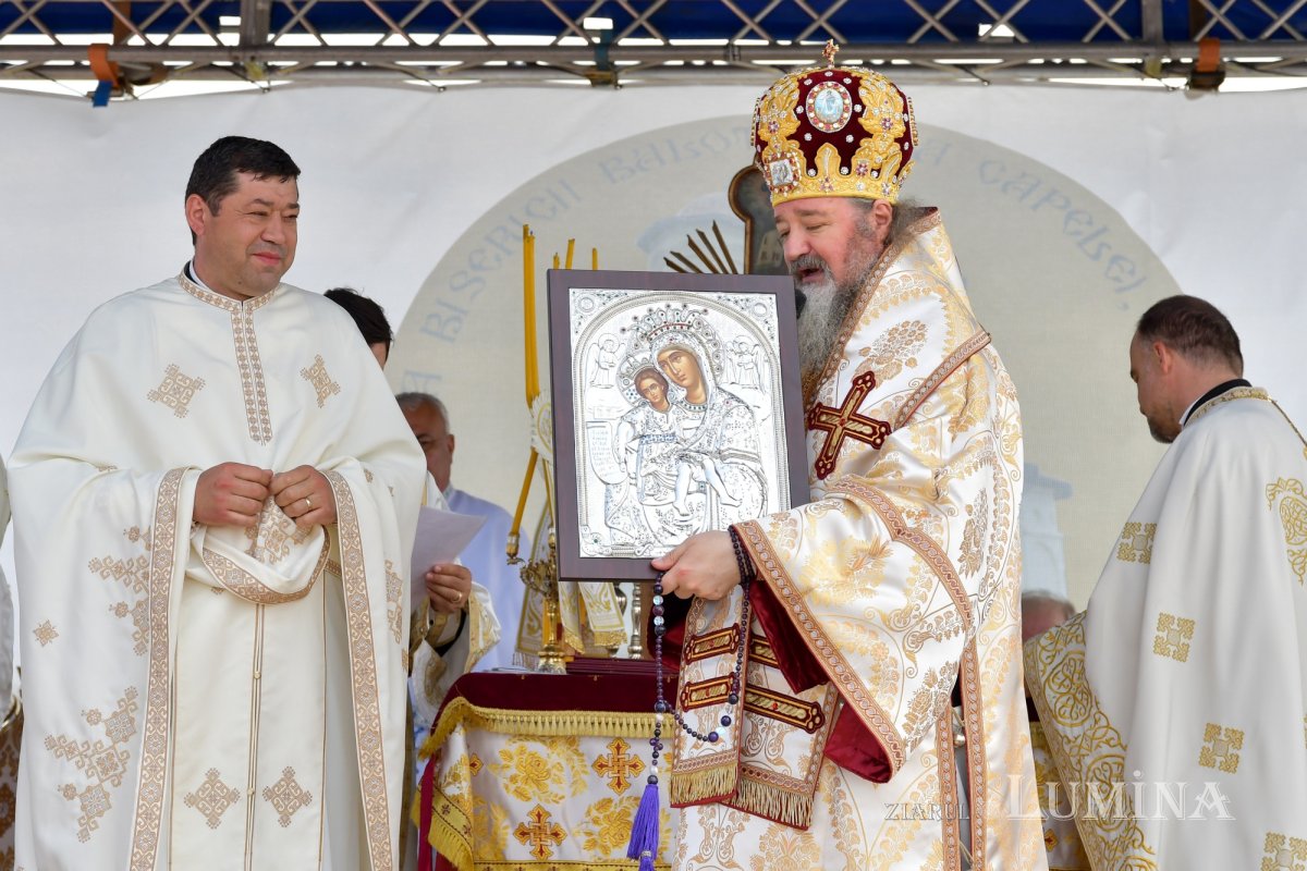 Înnoire și binecuvântare în parohia ilfoveană Balotești 215500