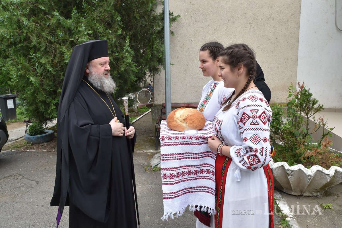 Zi de sărbătoare la Seminarul Teologic din Brănești 215649