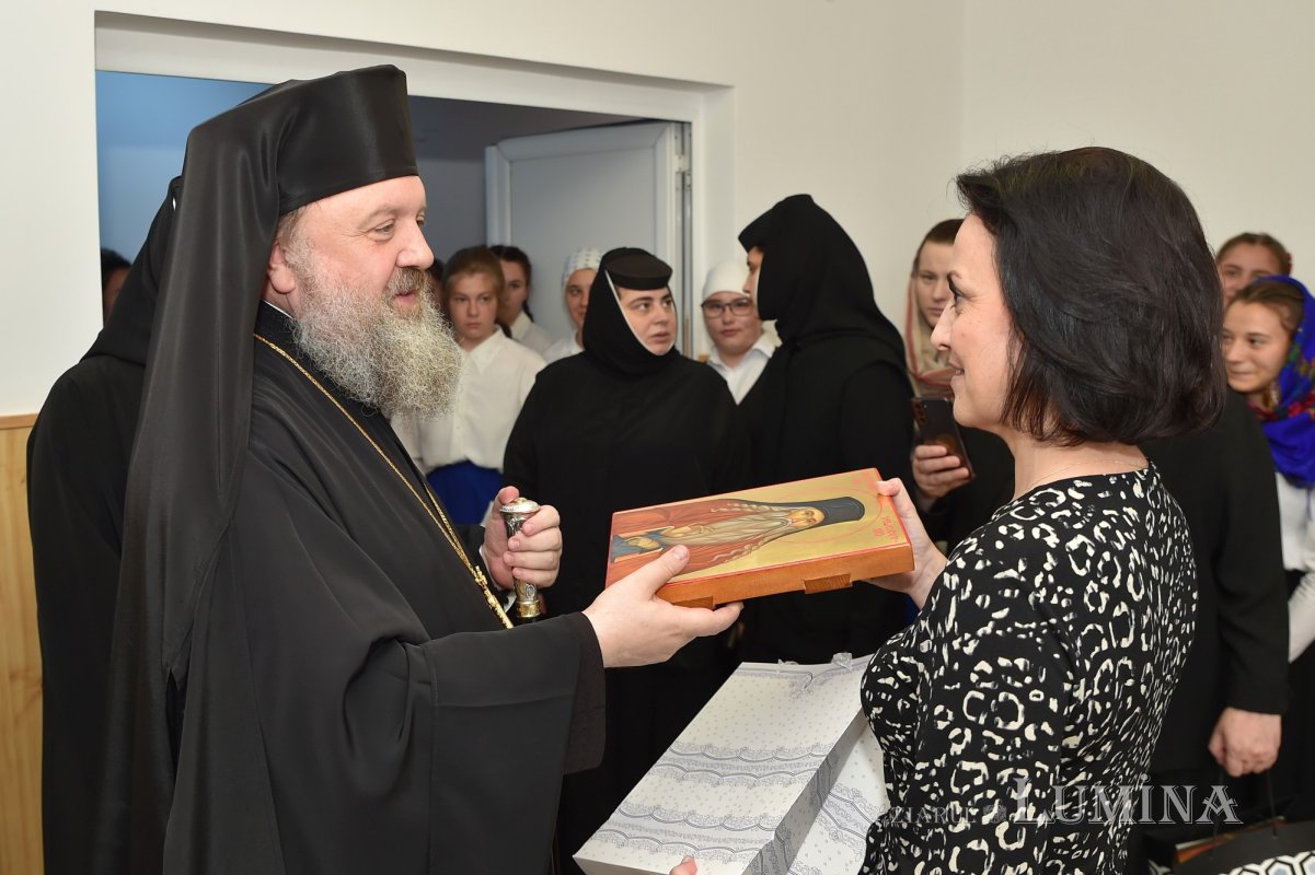 Zi de sărbătoare la Seminarul Teologic din Brănești 215672