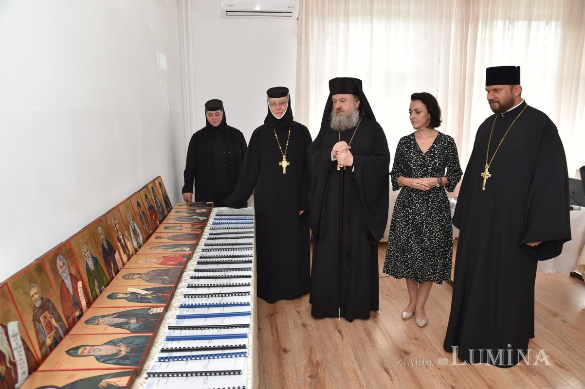 Zi de sărbătoare la Seminarul Teologic din Brănești 215674