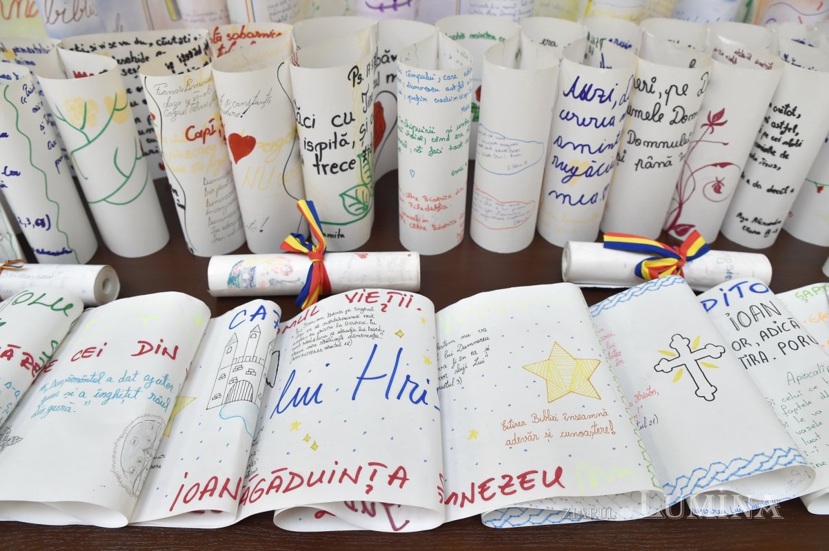 Vernisajul expoziției „Biblia călătoare și sfințitoare” la Palatul Patriarhiei 215932