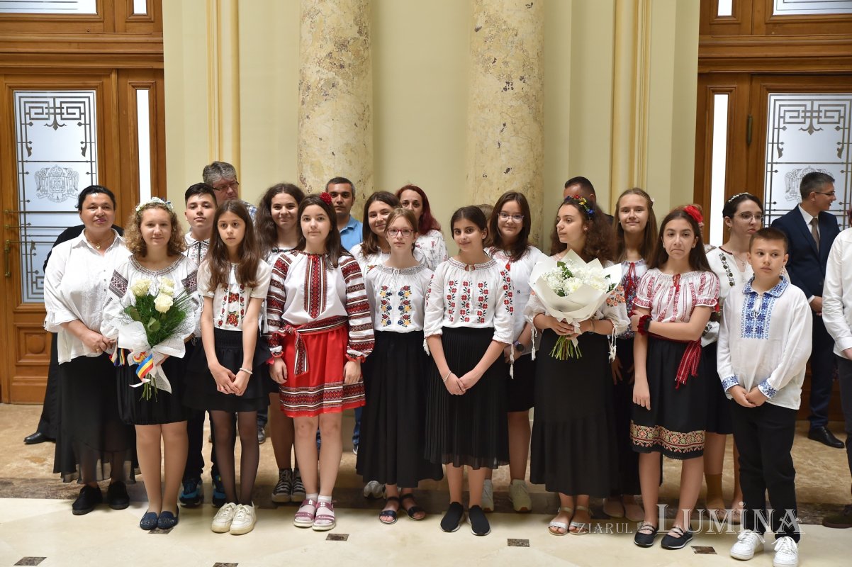 Vernisajul expoziției „Biblia călătoare și sfințitoare” la Palatul Patriarhiei 215939